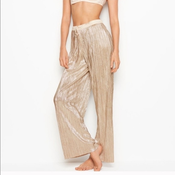 Pleated Metallic Pants